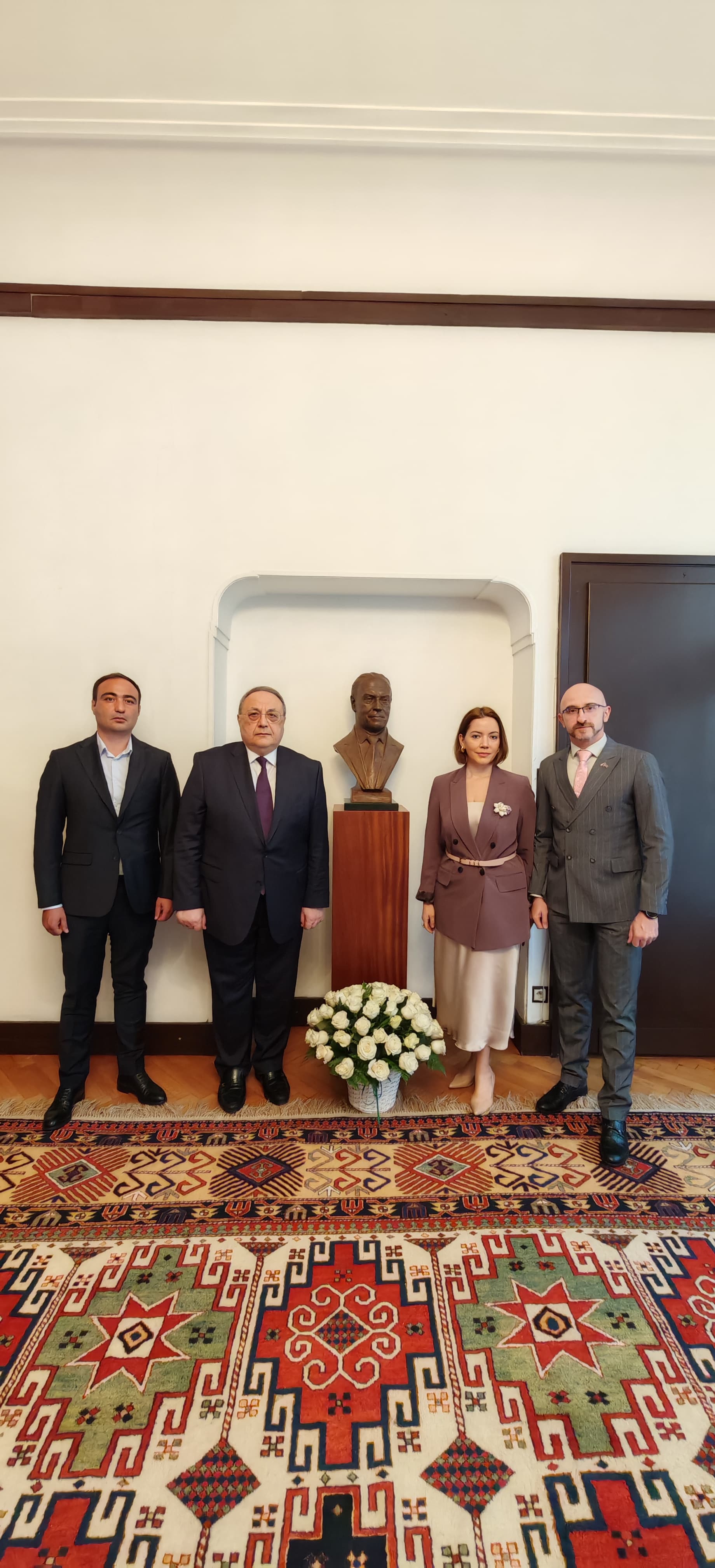 "Caspian Energy Club Czechia"nın sədri Azərbaycan Respublikasının Çex Respublikasındakı fövqəladə və səlahiyyətli səfiri ilə görüş keçirib