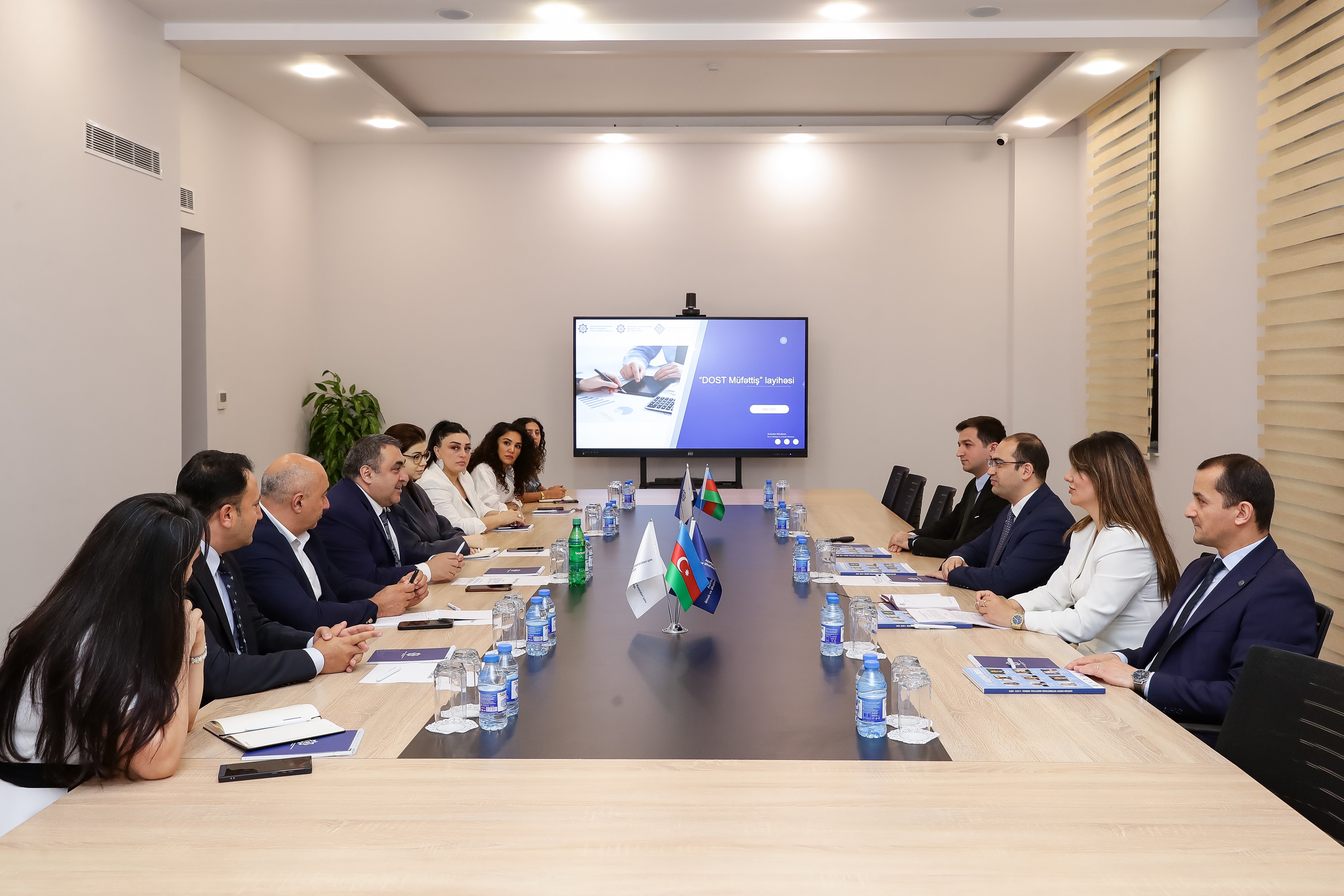 “DOST Müfəttiş” layihəsi çərçivəsində “Caspian Energy Club”a üzv olan  şirkətlərlə görüş keçirilib