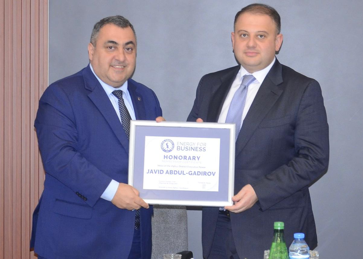 Cavid Əbdul-Qədirov “Caspian Energy Club”ın üzvləri ilə görüşüb