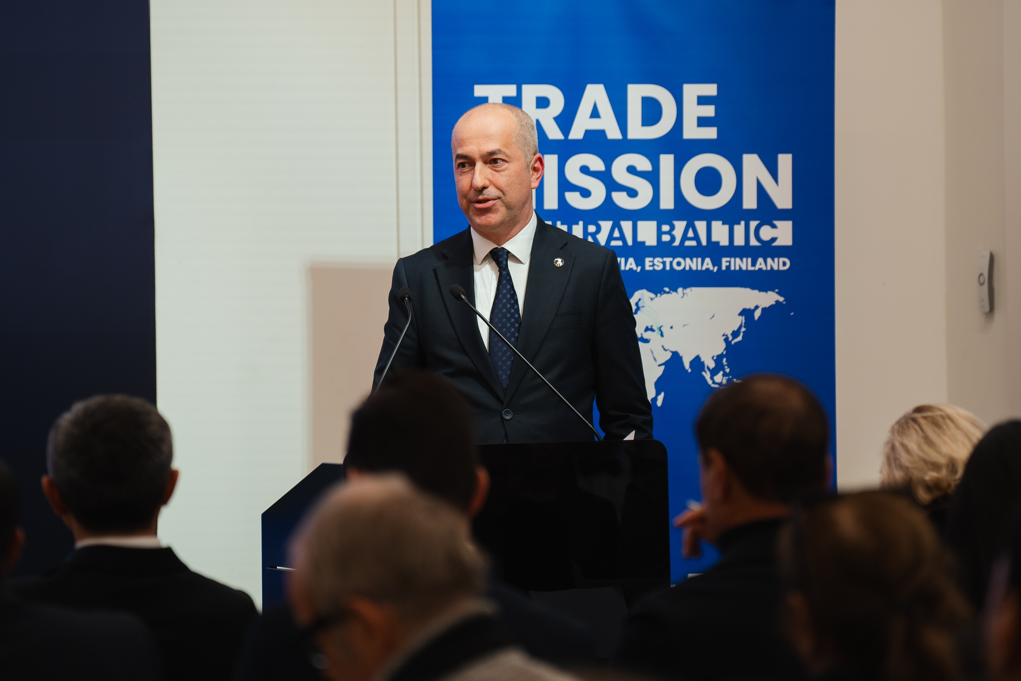 “Caspian Energy Club” Tallinndə Azərbaycanda yeni biznes imkanlarını müzakirə edən beynəlxalq biznes forumda iştirak etdi